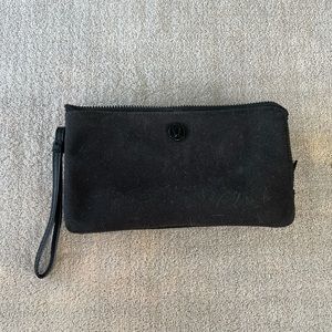 Lululemon athletica black wrist wallet